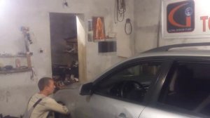 Mazda 3 2004 года как вскрывают капот двери и что сделать что бы не вскрывали!