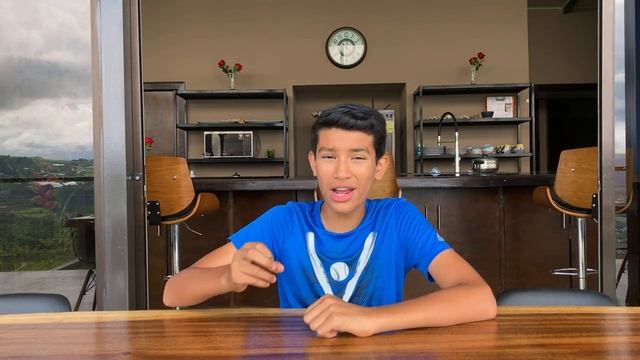 Apple’s new MacBook Pro event in under 12 min! What is new with these macs? смотреть онлайн