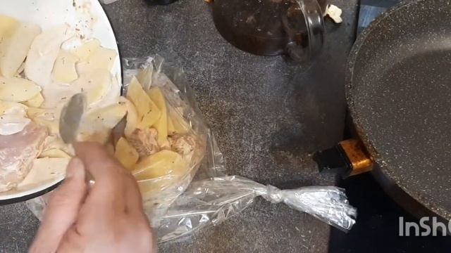 Картошка с курицей в рукаве смотреть онлайн