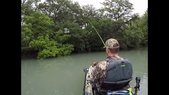 KAYAK BASS FISHING AFTER THE STORM ⚡️⛈ смотреть онлайн