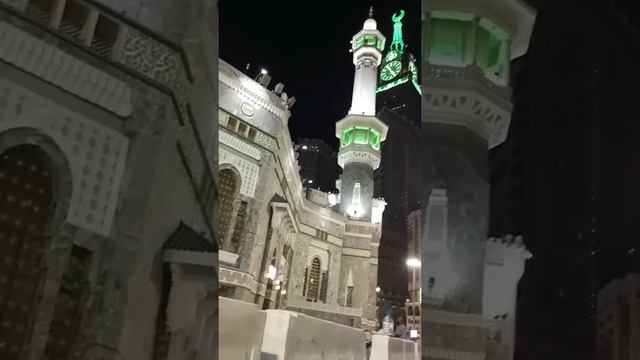 Утренний намаз в священнойМекке. Слушайте как красиво смотреть онлайн