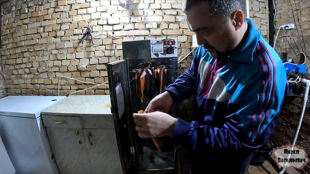 Коптильня Электростатическая и Сушильно-вялочный шкаф Москит смотреть онлайн