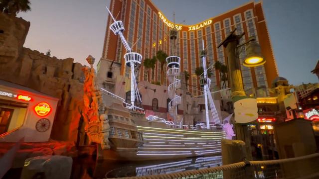 LAS VEGAS TRIP *We got scammed 😳😳* | Aria Hotel, Marquee Night Club, Tacos El Gordo, Wicked Spoon🍽️ смотреть онлайн
