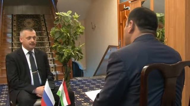 Интервью руководителя ФМС РФ в РТ Маркевича В.В. Интервьюер А. Камолов. смотреть онлайн