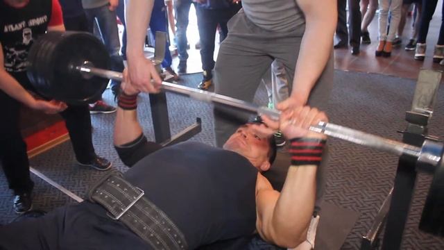Чемпионат по жиму лежа на максимум Атлант Спорт смотреть онлайн