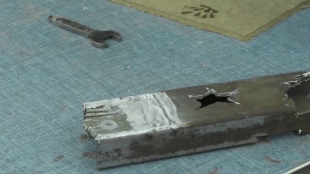 Гравер в работе на нескольких примерах смотреть онлайн