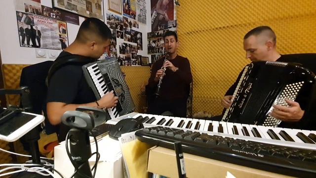 Ivan Dimkov-Sasko i David Velkov//Врбишка реченица-2022* смотреть онлайн