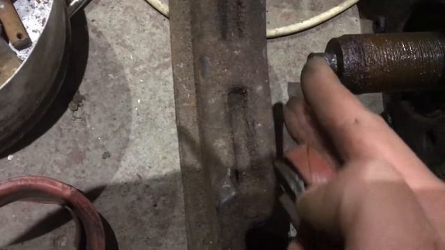 Замена задних колодок ГАЗ 33104 Валдай