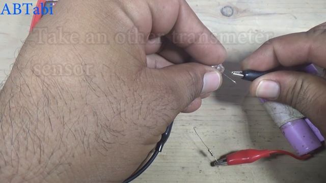 How to test Remote Transmitter Led sensor, simple and easy смотреть онлайн