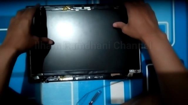 GANTI LED LENOVO IDEAPAD 330-15IGM | Tutorial bongkar laptop lenovo Lenovo Indonesia смотреть онлайн