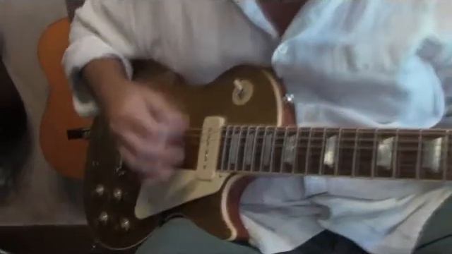 Gibson Les Paul Less Gold Top Guitar Demo смотреть онлайн