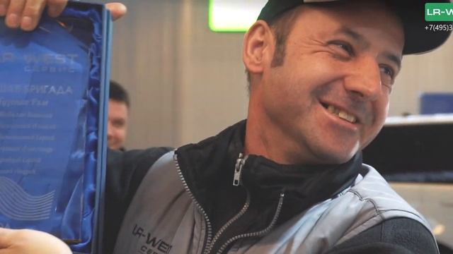 С Новым 2020 Годом ! | Ленд Ровер | LR-West смотреть онлайн