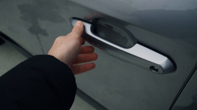 RAV4 Plug-In Hybrid (Prezentare Detalii)
