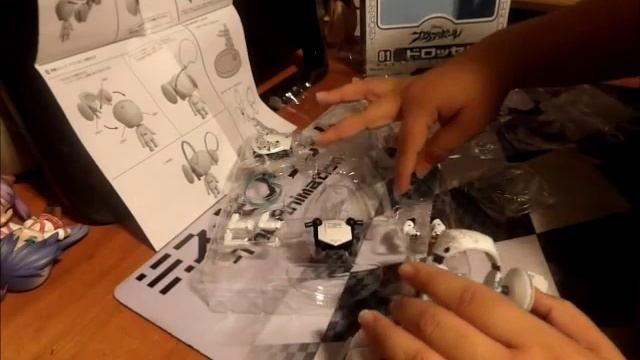 Unboxing Drossel Von Flugel from Fireball •(ㅅ)• смотреть онлайн
