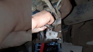 как поменять втулки стабилизатора Паджеро.
