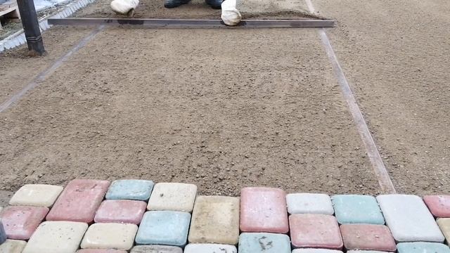 Как правильно подготовить основу для того чтобы положить брусчатку(плитку тратуарную) смотреть онлайн