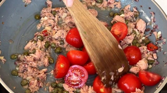 ИДЕАЛЬНАЯ ПАСТА ЗА 10 минут - ПАСТА С ТУНЦОМ И ПОМИДОРАМИ смотреть онлайн