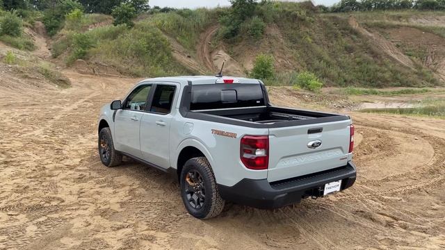 2023 Ford Maverick Tremor package walkaround смотреть онлайн