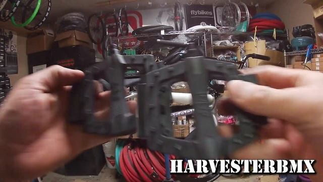 2021 Wethepeople Versus 20" BMX Unboxing @ Harvester Bikes смотреть онлайн