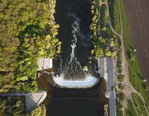 Плотина Сулакского водохранилища или водопады на Иргизе