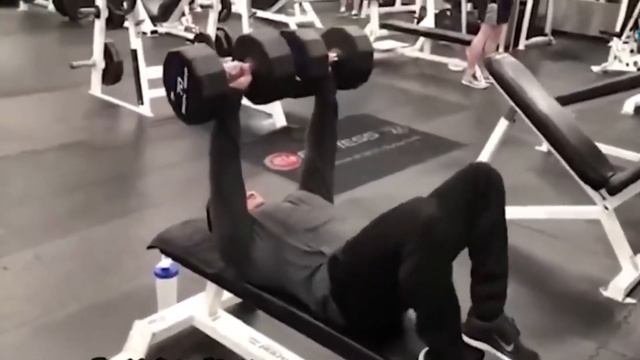 Такое Надо Видеть! Смешные Моменты в качалке(спортзале) смотреть онлайн