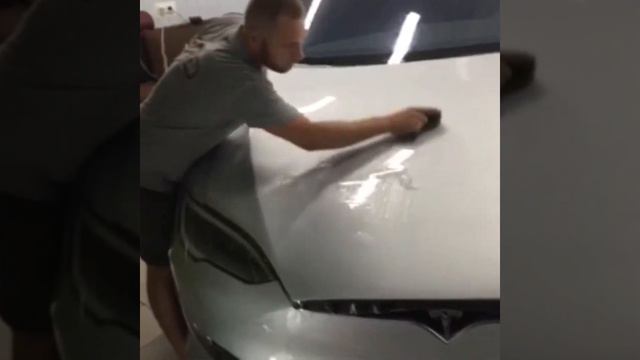 Антигравийна защита кузова Tesla Model S | Paint Protection Film (PPF) installation on Tesla смотреть онлайн