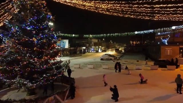 Новогодняя песня - Пока часы 12 бьют - Комрат  #Комрат