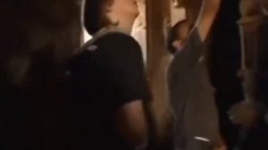 Хочешь покажу пенцил?