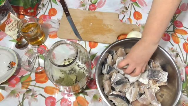 Селёдка из толстолобика | Селёдка из толстолоба дома | Товстолобик маринований | Закуска из рыбы. смотреть онлайн