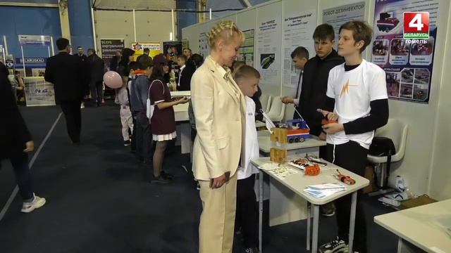 Репортаж о Шестом областном турнире по робототехнике "ROBOQUEST" от Беларусь-4 смотреть онлайн