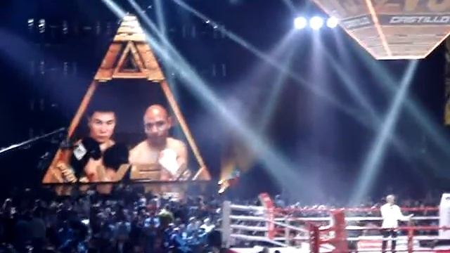 Выход боксеров (Руслан Проводников & Хосе Кастильо) смотреть онлайн