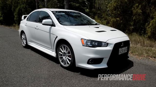 2013 Mitsubishi Lancer Evolution X engine sound and 0-100km/h смотреть онлайн