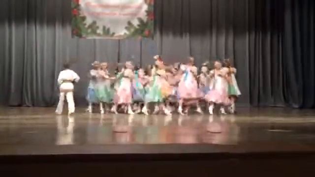 Детский хореографический ансамбль смотреть онлайн