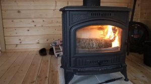 Продолжаю утеплять дом пеноплексом. Монтаж имитации бруса.