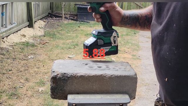 DeWalt DCD805 - Metabo HPT DV18DC, Hammer Drills Compared.