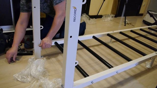 Шведская стенка с фиксированным турником. Установка смотреть онлайн