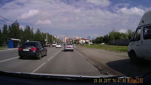 На красный 60 лет Октября и Пр.  Победы, Нижневартовск