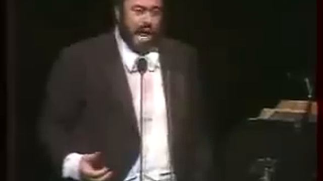 Luciano Pavarotti - Mamma son tanto felice - Acqua Pubblica смотреть онлайн