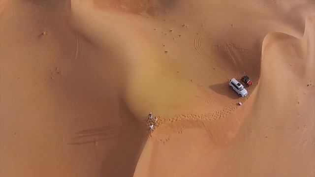 Area 52 (Sharjah/UAE desert) with Phantom 2 смотреть онлайн