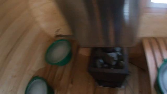 Тестим свою баню бочку в январские морозы. смотреть онлайн