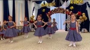 Танец для старшей группы «Что манит птицу»