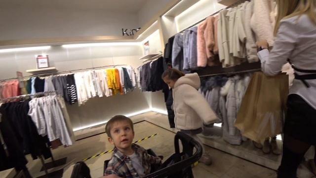 Влог: Весело Празднуем день рождения / Устроили шоппинг с Викой смотреть онлайн