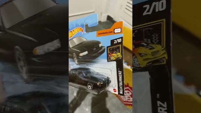 Hot wheels 96 Chevrolet Impala SS смотреть онлайн