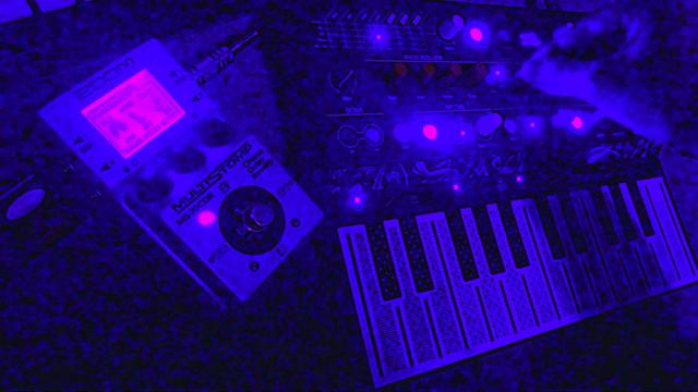 Zoom MS-70CDR Particle reverb + Microfreak (It's OK for men to cry) смотреть онлайн