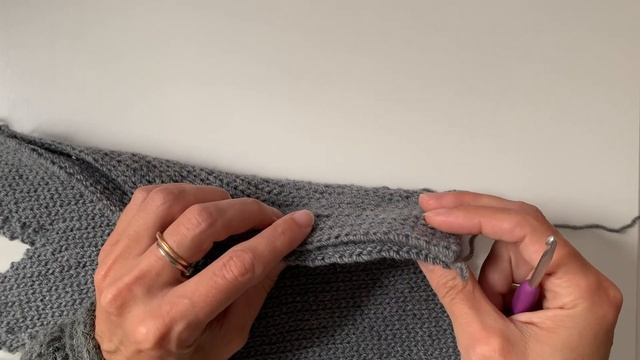 Fisherman’s Winter - Ribbed Crochet Beanie Hat Pattern Tutorial (Right Handed) смотреть онлайн