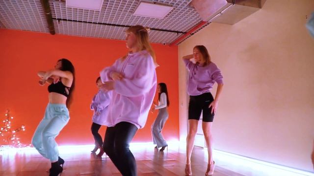 Танцы | High Heels | Пермь | Uncopy Dance Studio смотреть онлайн