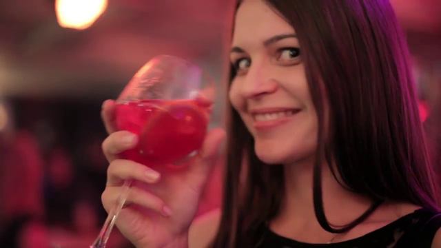 Van Gogh Bar & Potemkin dance Bar смотреть онлайн