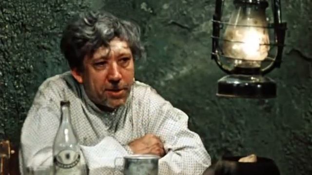 - Так я у тебя переночую? - Хоть всю жизнь живи, раз хороший человек. смотреть онлайн