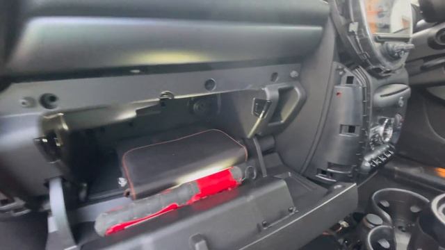 MINI R60 R61 Remove Stereo Headunit Speedo