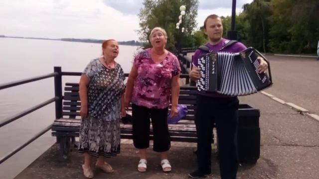 "Зорька алая" Фрагмент песни. Записи с города Нижнекамска. Лето 2015. смотреть онлайн